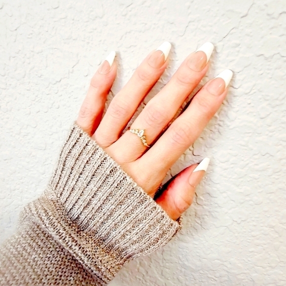 18K Gold Plated Sterling Silver Zircon Crown Ring Size 6 Size 7 Size 8 - Picture 1 of 5